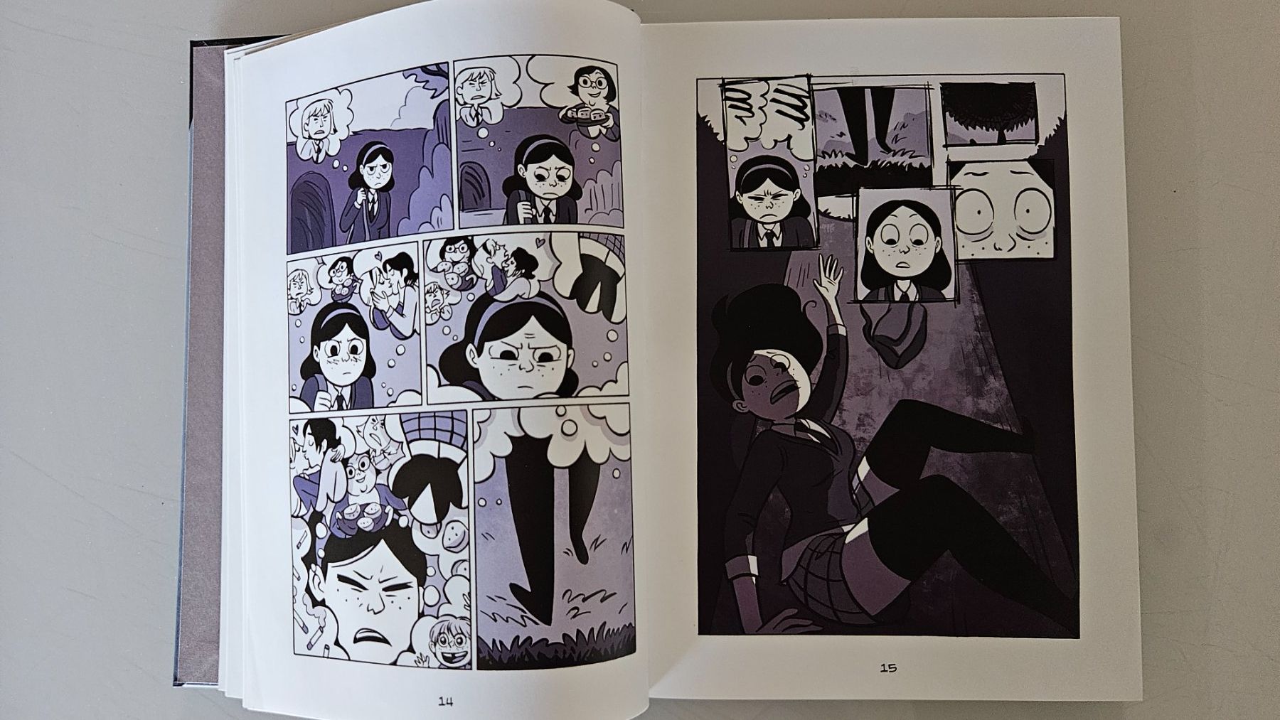 Fumetti: Anya's Geist Graphic Novel Comic Mystery – Usato da Basel venduto da True_Hofer_Store 3