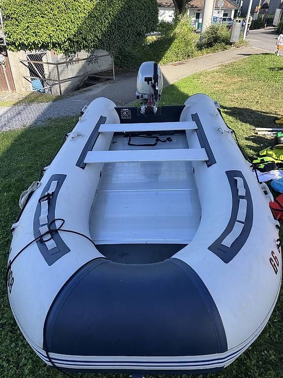 Barche: Sportboot , Schlauchboot, Motorboot, mit 8 PS Motor  – Usato da Dintikon venduto da Lucky_0815