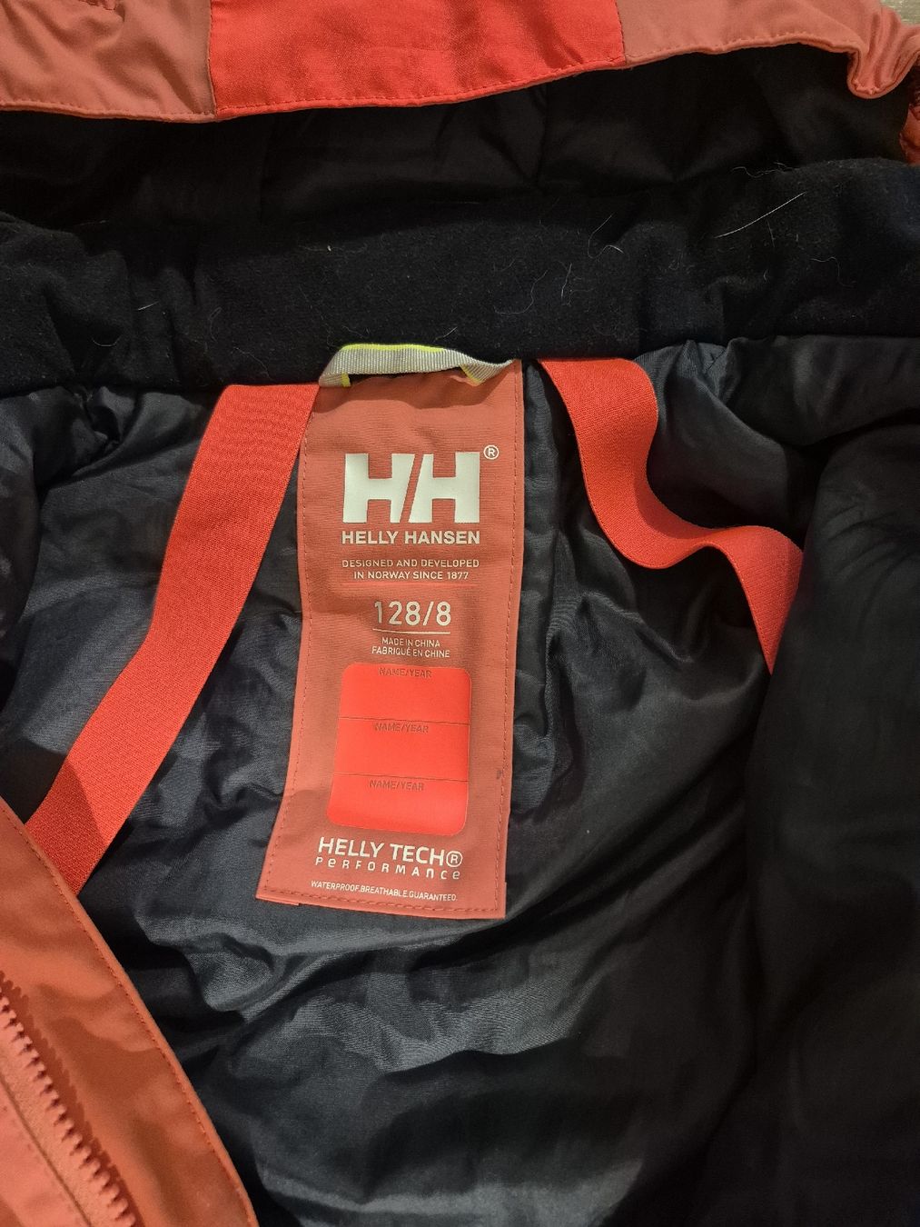 Completi: Skianzug Helly Hansen – Usato da Winterthur venduto da Lumi11 1
