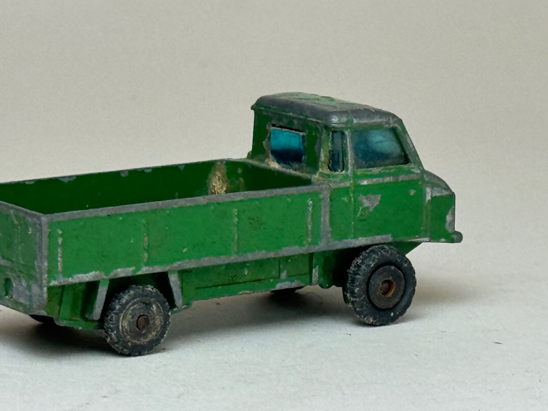 Land Rover Voitures modèles: GB- Husky Land Rover grün – D'occasion à Elm par Wikmtz 1