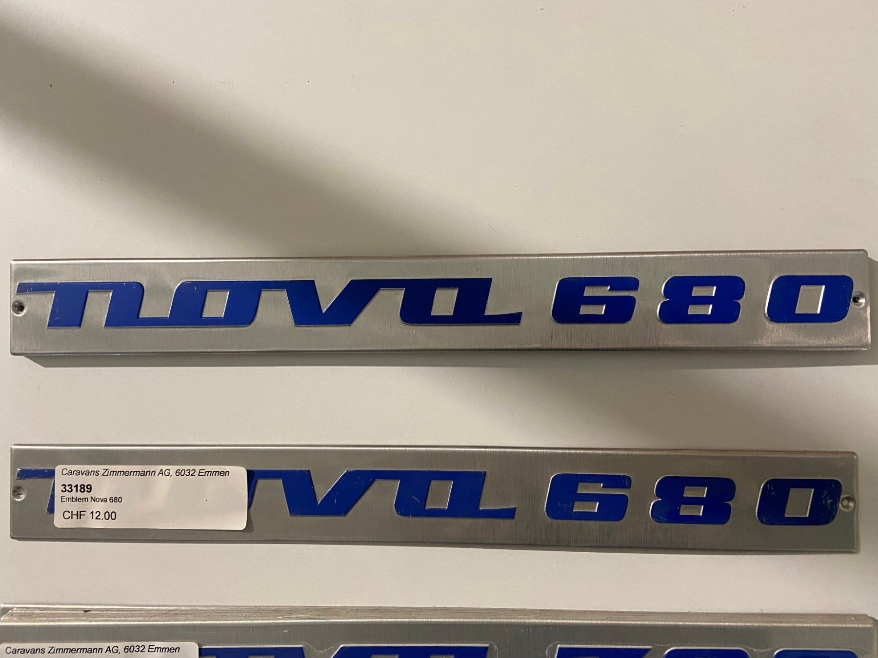 Autres accessoires p. véhicule: Emblem Eriba Nova 680 – Neuf (Voir description) à Emmen par CZ6032