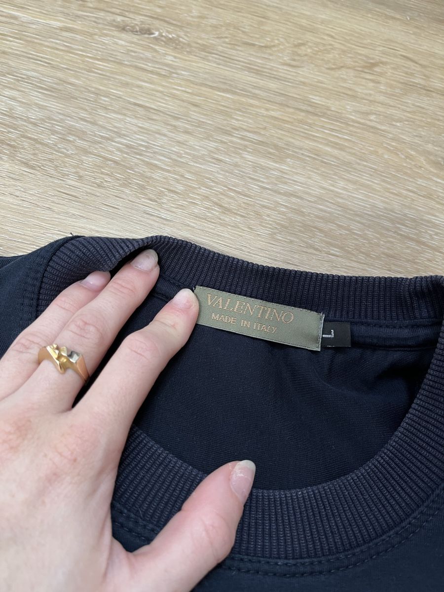 Maglioni & Felpe: Valentino Navy VLTN Sweater - Size L – Usato da Zürich venduto da Isabella123 1
