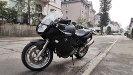 BMW F800ST - frisch ab MFK und viel Zubehör