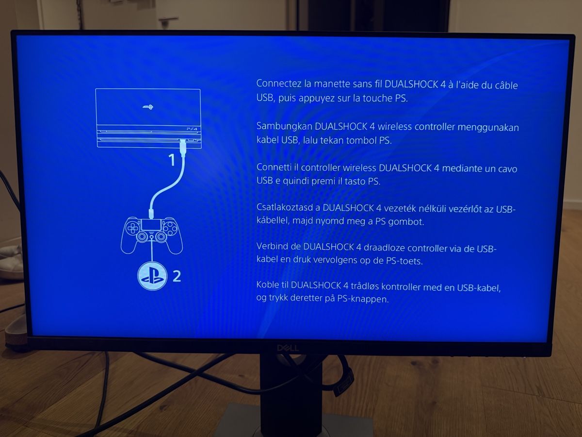 Sony Console: PS4 Konsole – Usato da Uetikon am See venduto da Dschole 2