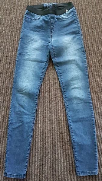 Marc Cain Jeans: Marc Cain Jeans Leggins N1/34 – Neuf (Voir description) à Widnau par Schurlibua