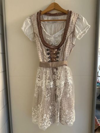 Dirndl Grösse 38 beige