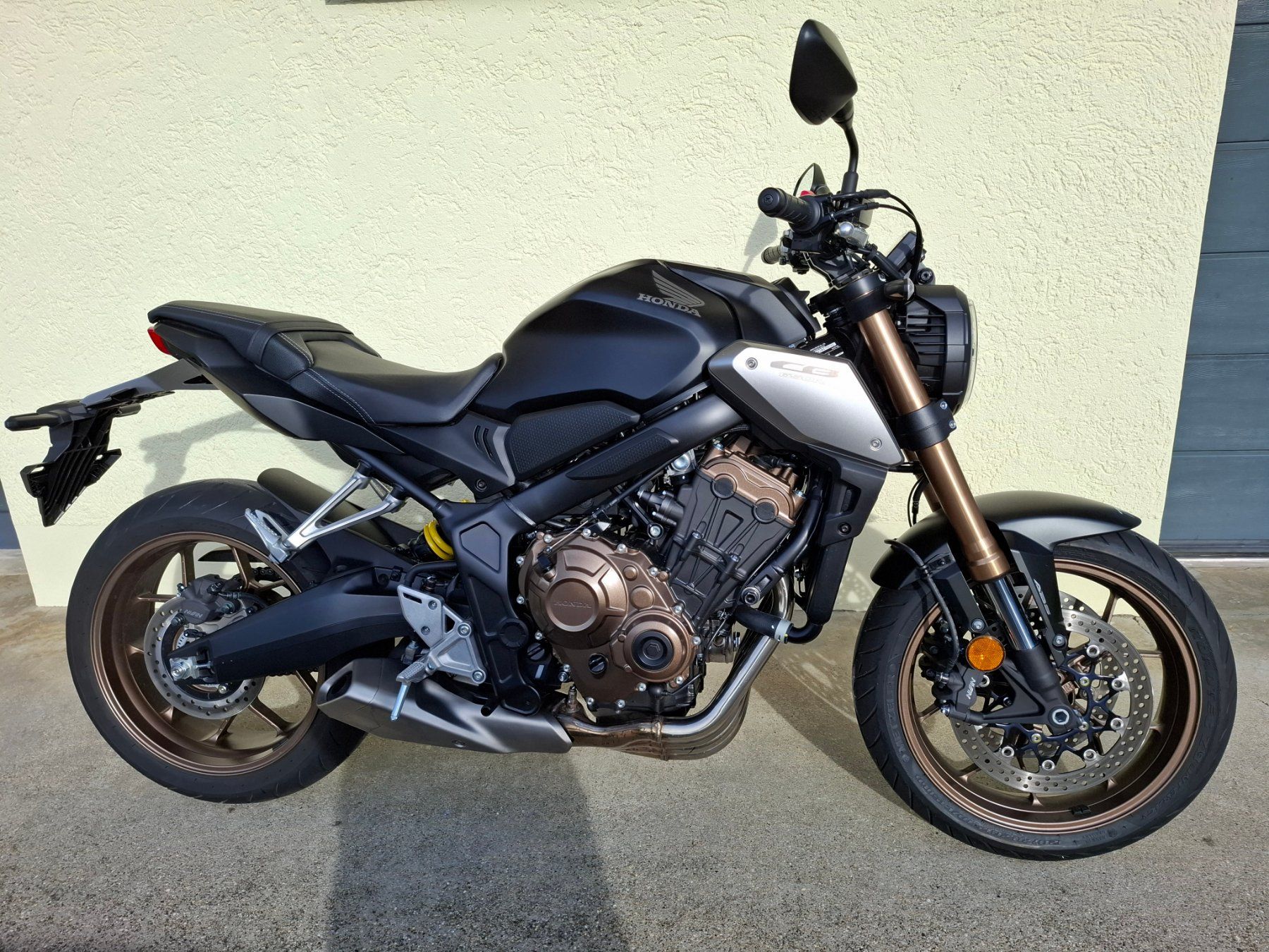 Honda Strasse: Honda CB650RA aus erster Hand – Gebraucht aus Guntershausen von iceroom 2