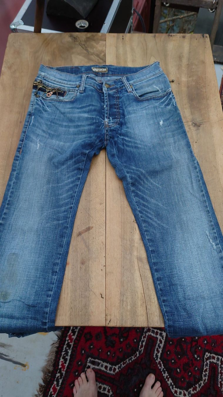 Jeans: Secondhand Jeans Absolut Joy – Gebraucht aus Wittenbach von Aberanders