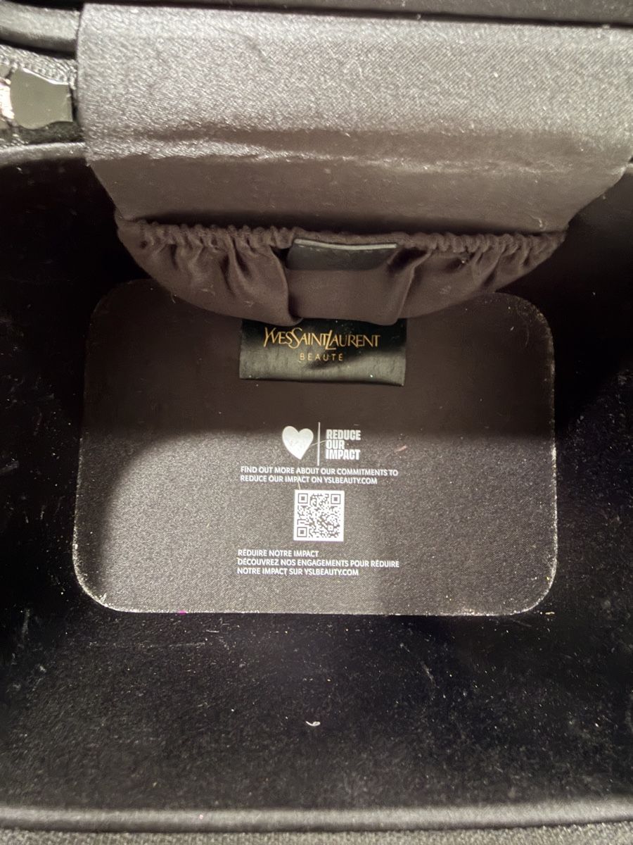 Saint Laurent Kosmetikkoffer: Petit vanity YSL beauty  – Gebraucht aus Lausanne von Meganelausanne 3