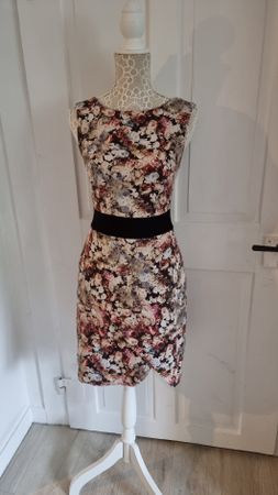 Coast Blumenkleid Gr. S Elegant Festlich neuwertig