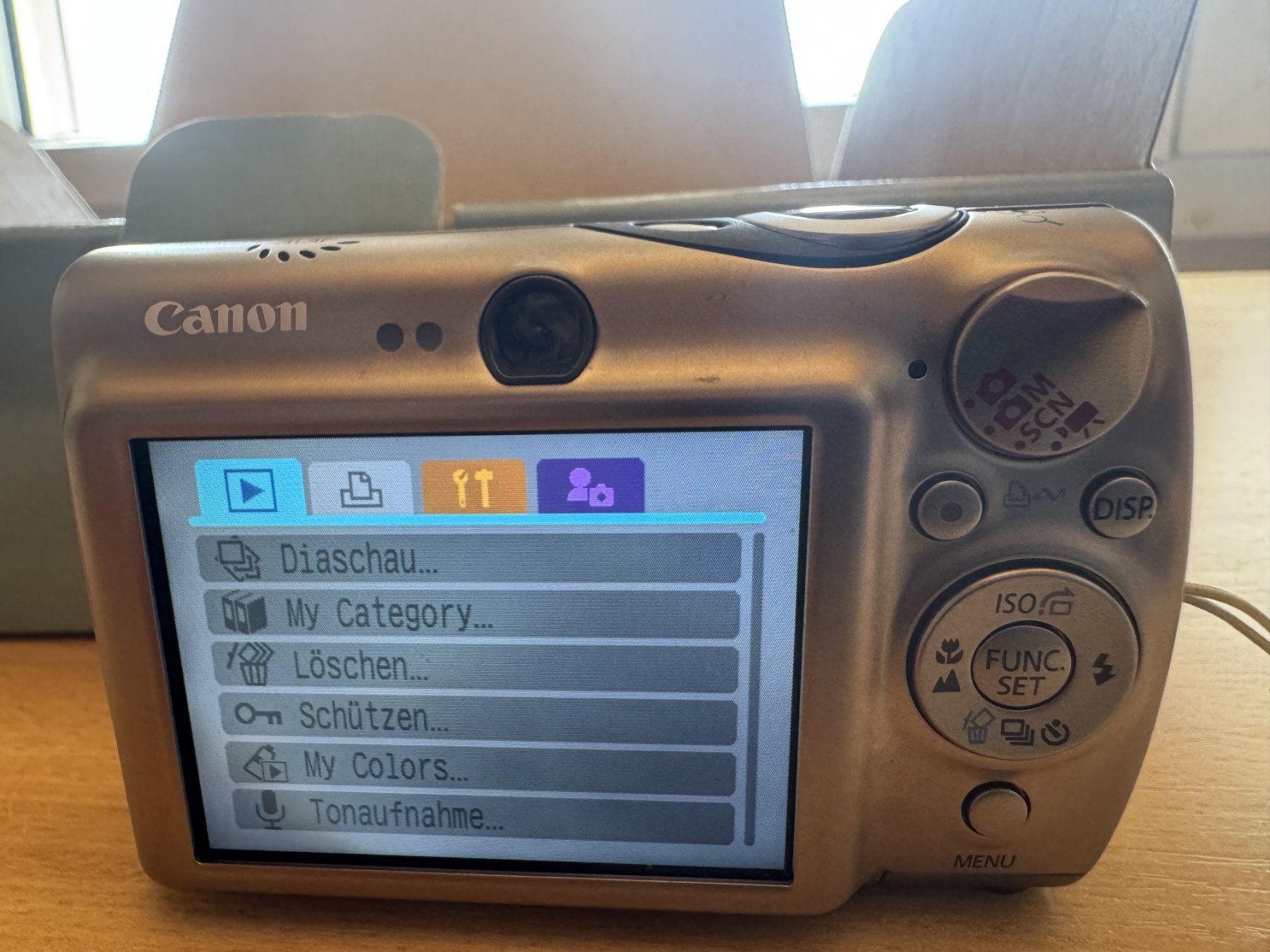 Canon Kamera: Canon Digital IXUS 900 Ti – Gebraucht aus Diepoldsau von preisparadies-ch 4