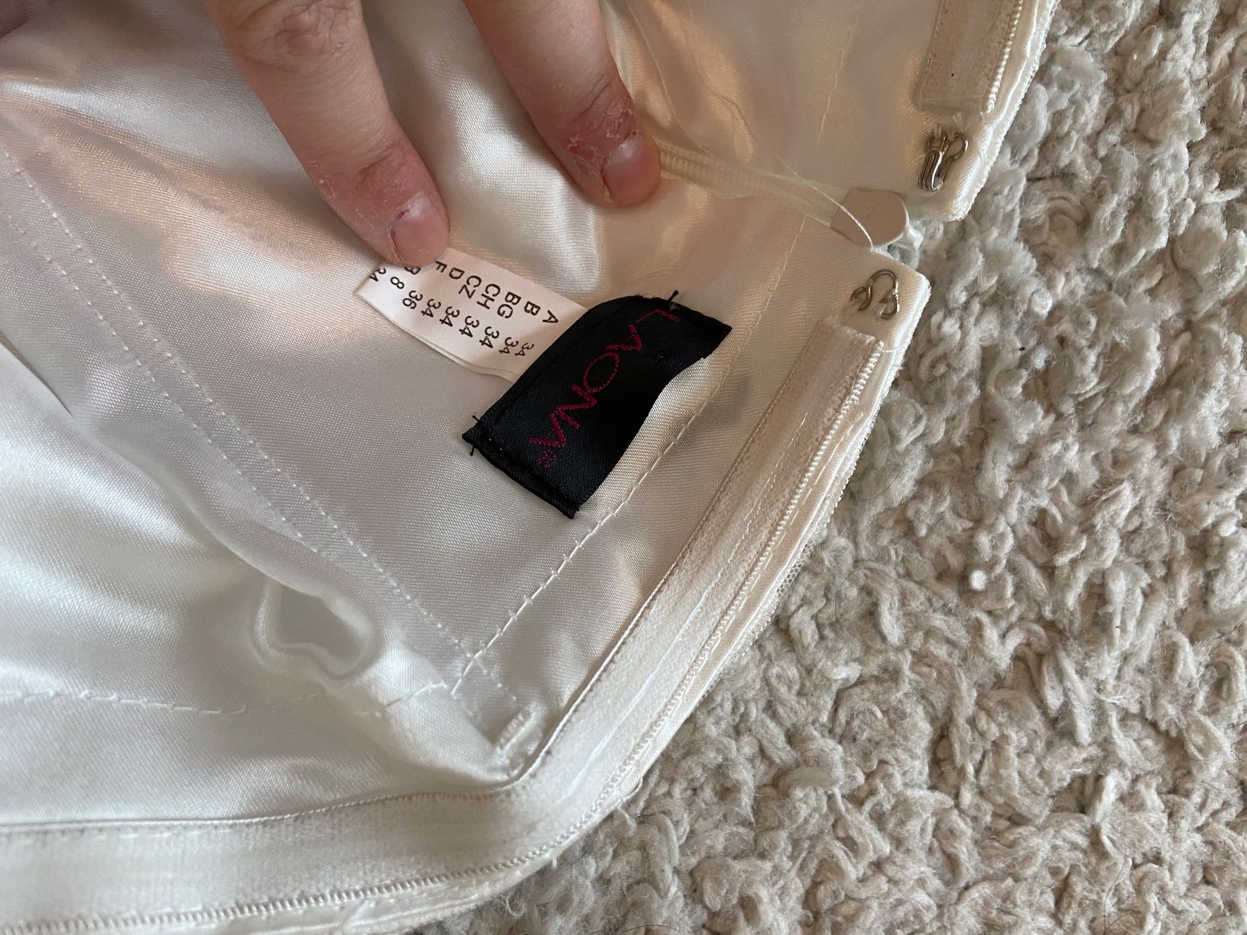 Kleider: Cocktailkleid Rosa / Weiss – Neu (gemäss Beschreibung) aus Ernetschwil von B.THL 2