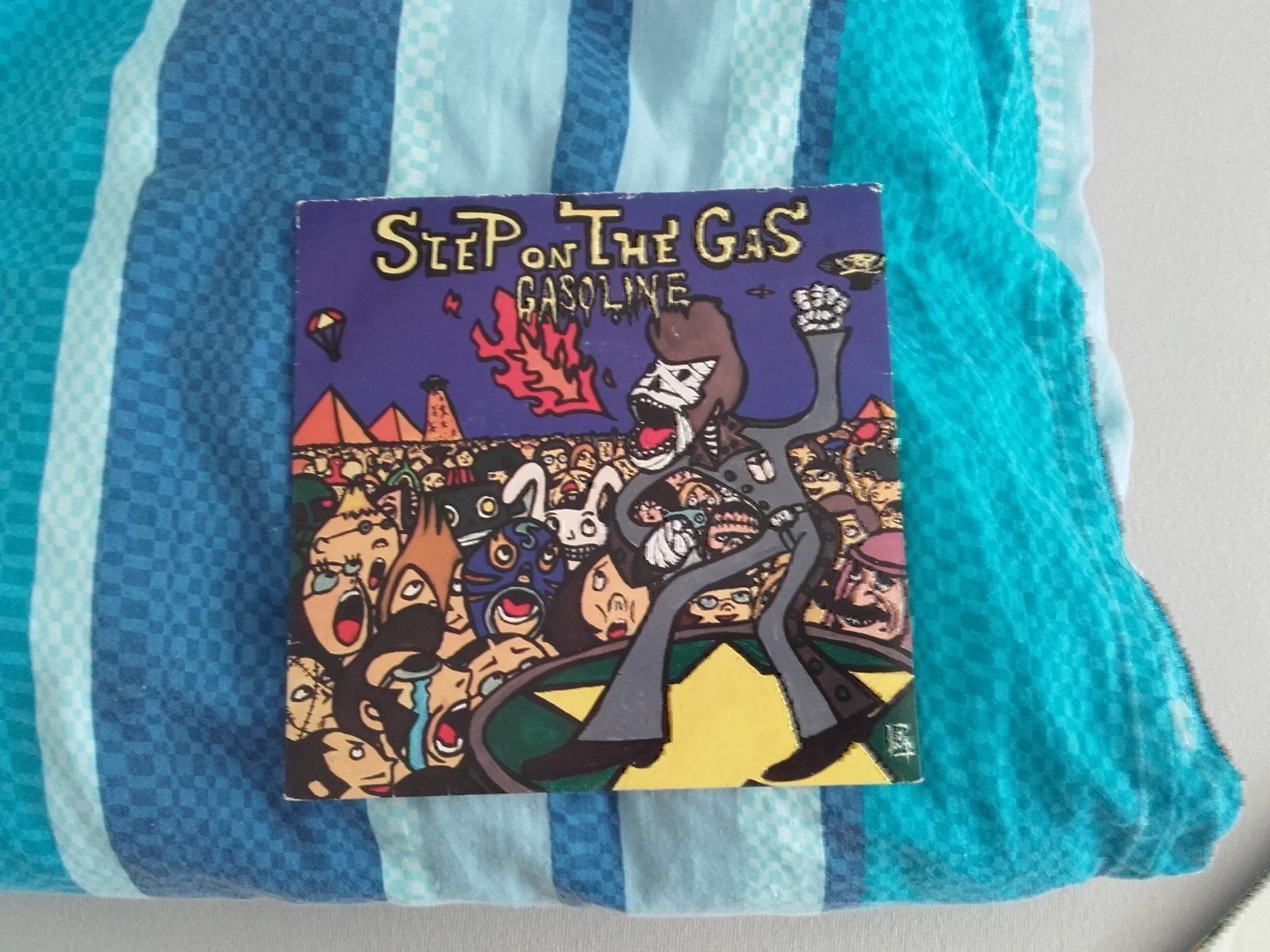 Dischi in vinile: Gasoline "Step on the gas" 45 (1999) – Usato da Sempach venduto da Allmusic