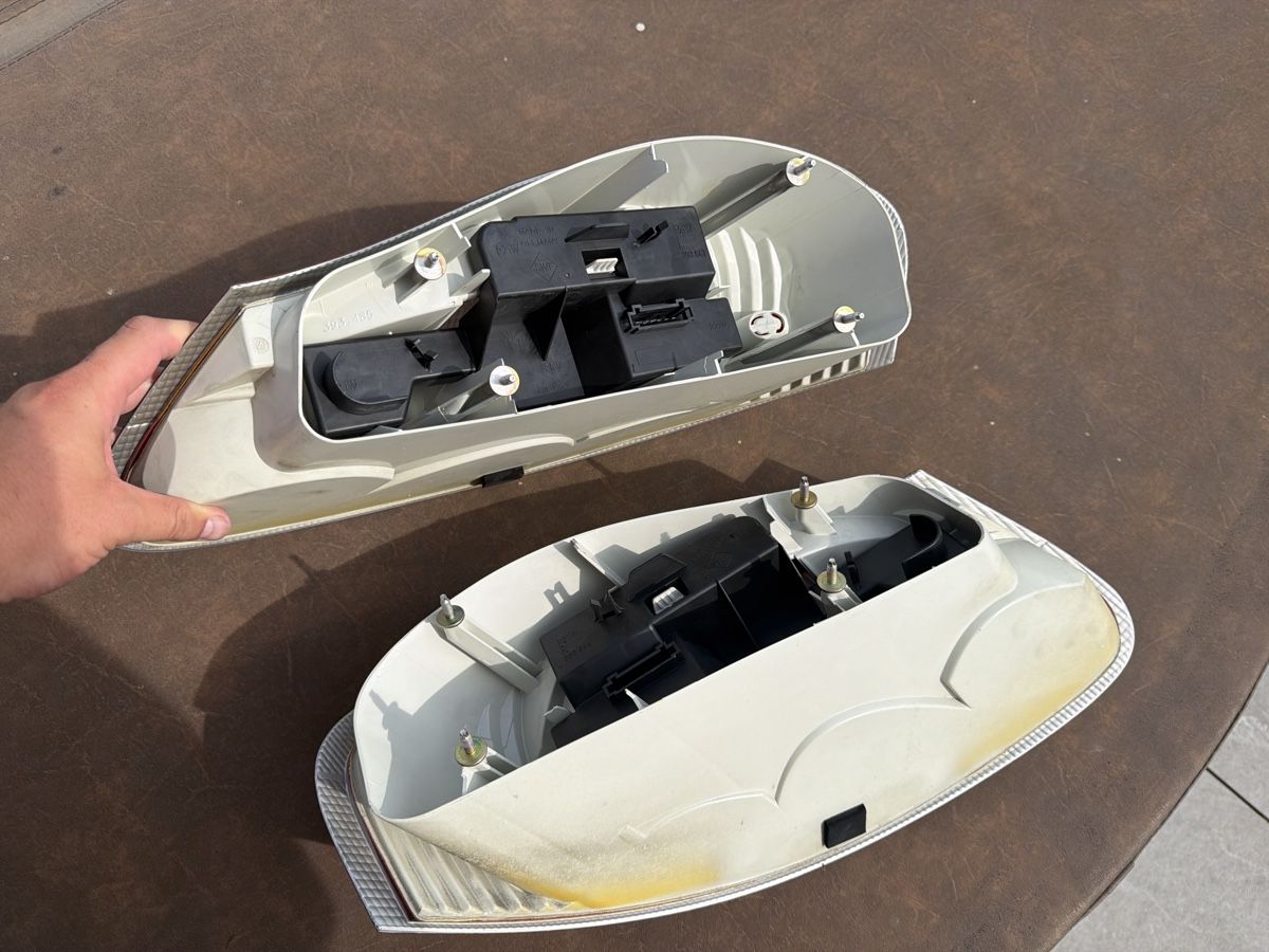 Porsche Alle Autoersatzteile: Porsche 986 Boxster Rückleuchten  – Gebraucht aus Wolfwil von Rolex1 4