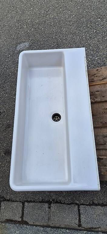 Spülbecken & Waschbecken: Lavabo  Keramik ( gebraucht) – Gebraucht aus Rifferswil von maruna