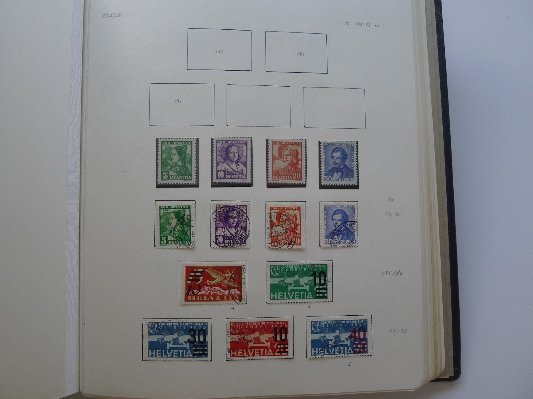 Tutti i francobolli: 2 Alben mit Schweizer Briefmarken – Usato da Dagmersellen venduto da q1w2e3r4 5