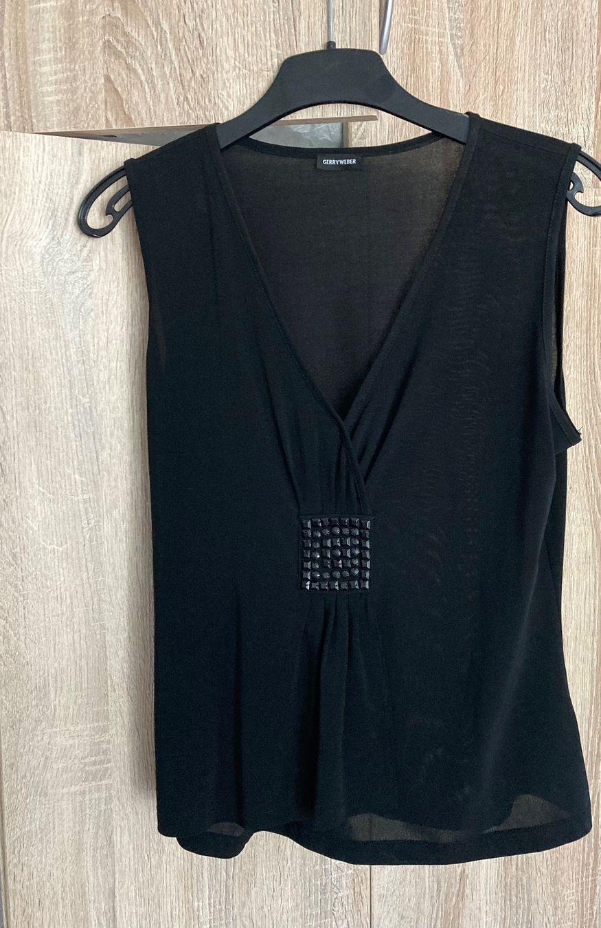 Gerry Weber Tops: Schickes Gerry Weber Top, Grösse 36,  edel, schwarz – Neu (gemäss Beschreibung) aus rheineck von norwegianwood52