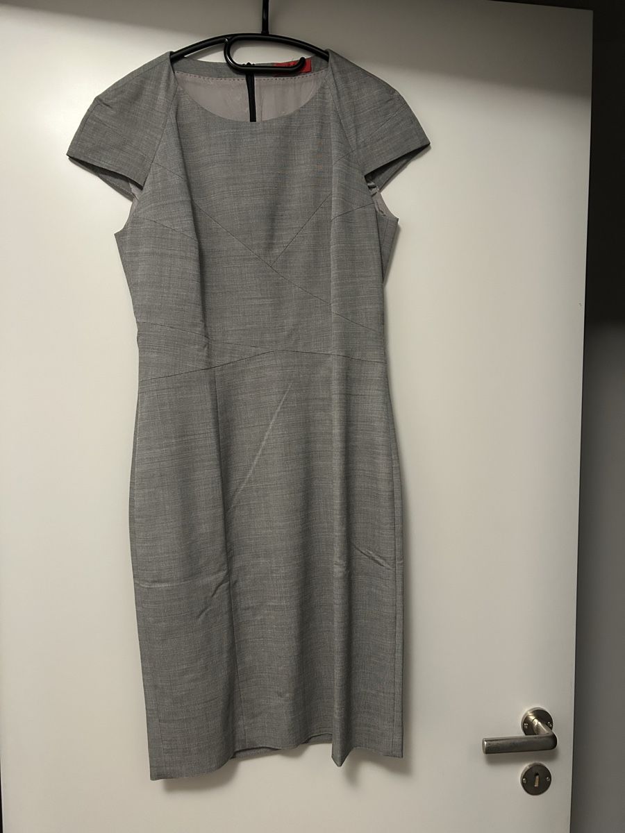 Hugo Boss Vestiti: EtuiKleid von Hugo – Usato da Zug venduto da Karin011113