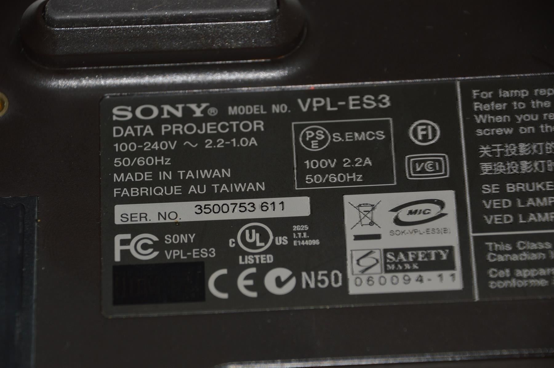 Sony Home Cinema: Projektor Beamer Sony VPL ES3 projecteur – Usato da Collonges venduto da arashee 8
