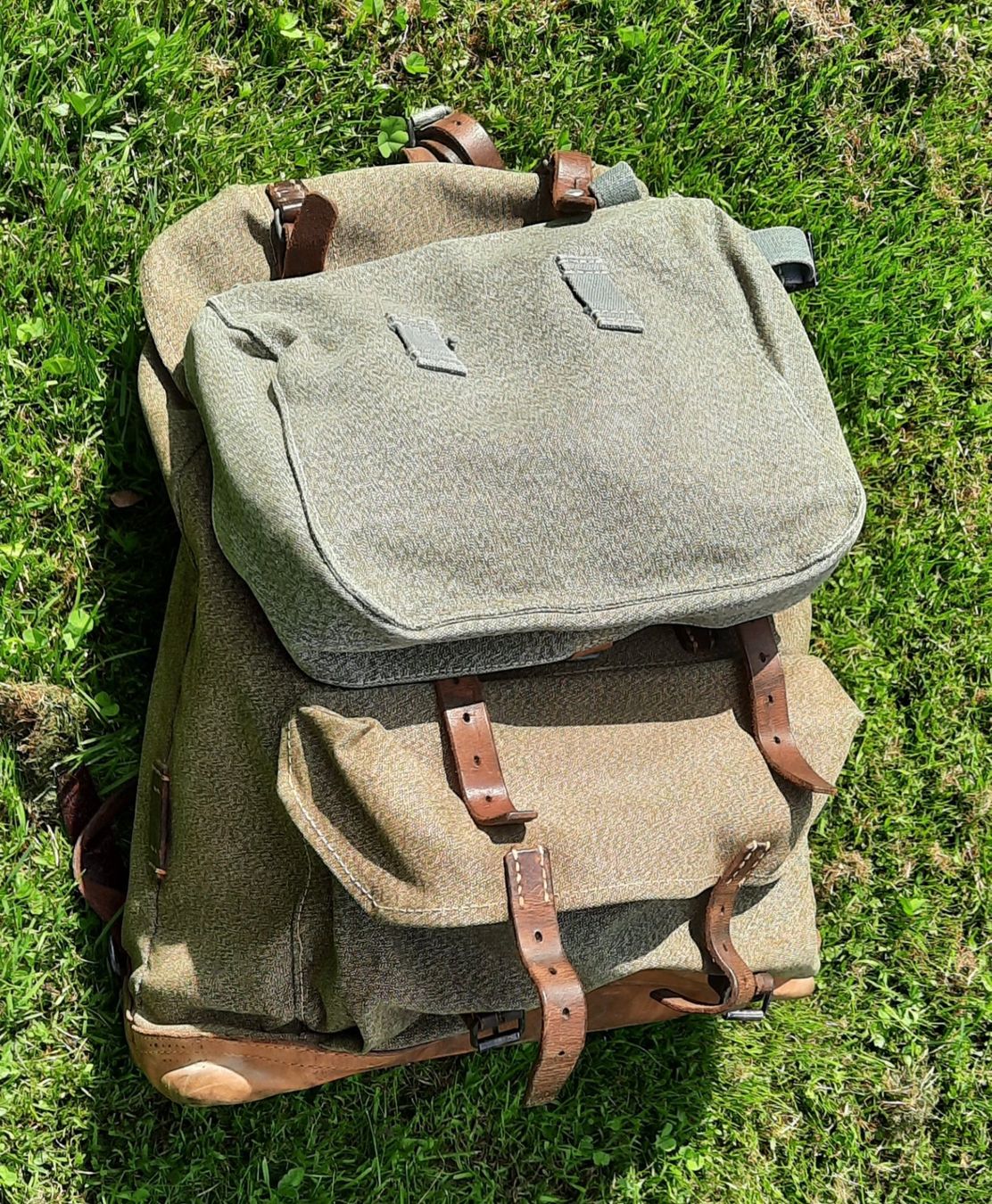 Rucksäcke: Rucksack Militär Armee Schweiz CH – Gebraucht aus Hedingen von Zwackul