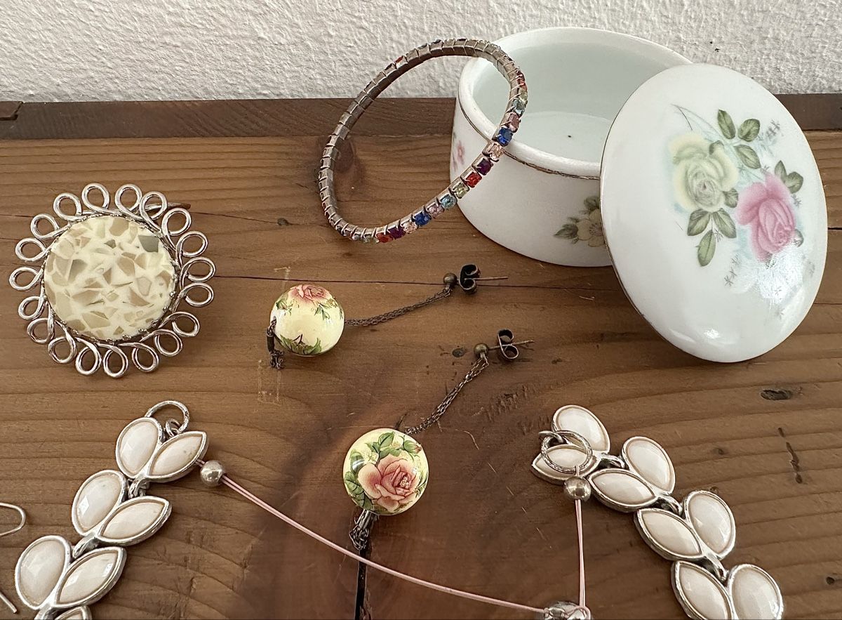 Sonstiger Schmuck: Vintage Modeschmuck Lot – Gebraucht aus Otelfingen von Jupi07 6