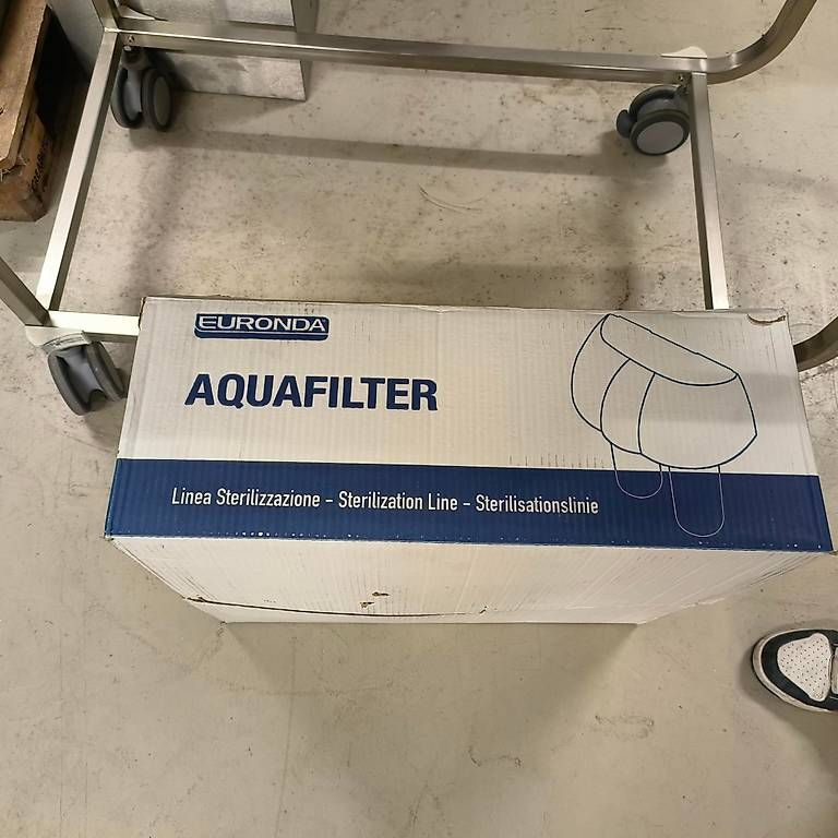 Attrezzature mediche: Tisch Autoklav – Usato da Sirnach venduto da Valencia88 3
