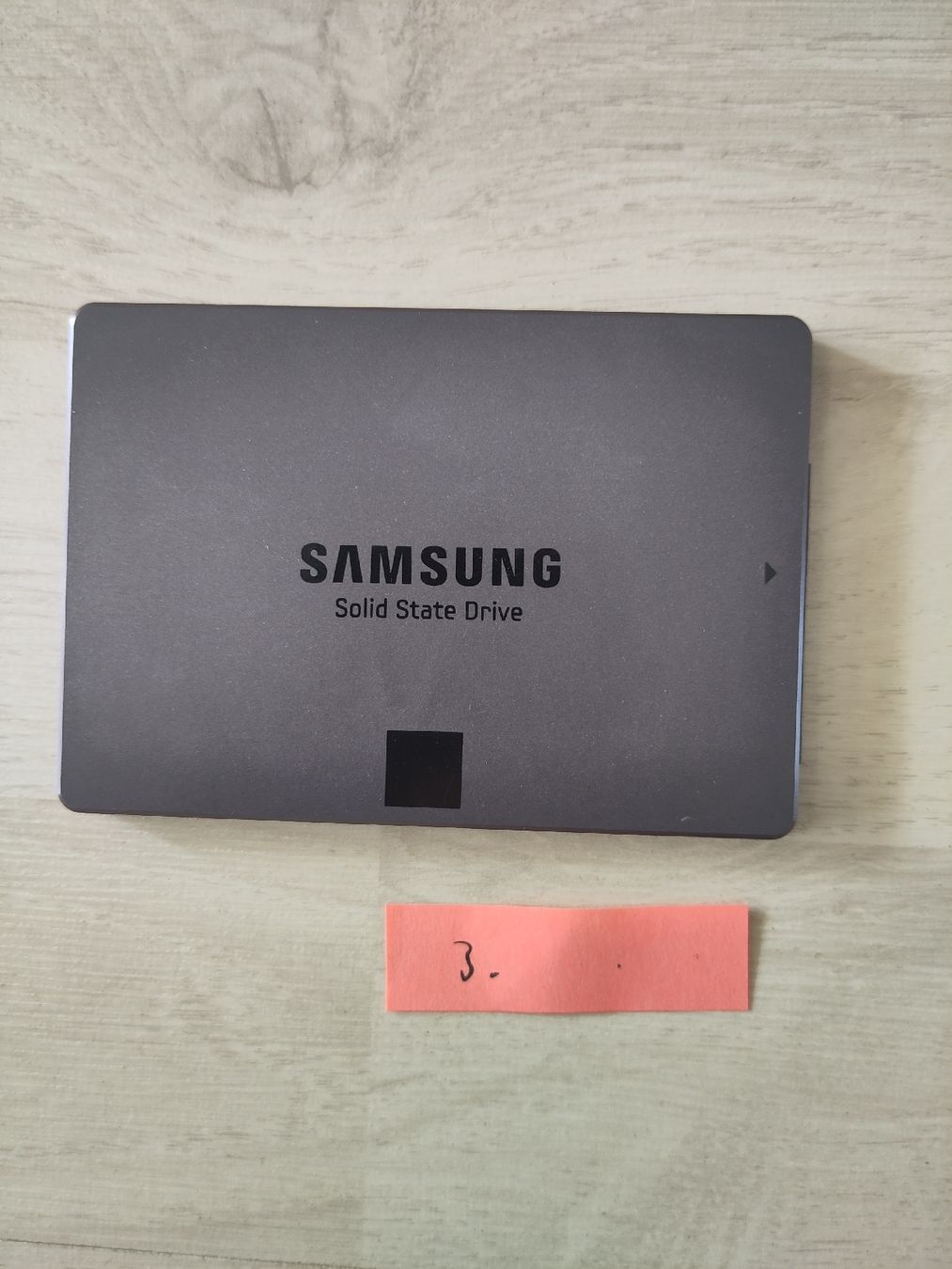 Samsung Dischi rigidi: 1TB SSD Samsung 840EVO – Usato da Sargans venduto da sve_hjs5