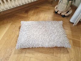 Grosses Kissen mit Polyesterfüllung 40cm x 60cm