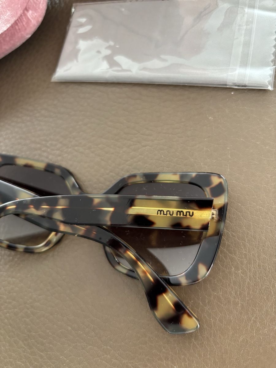 Miu Miu Occhiali & Lenti: MIU MIU Sonnenbrille  – Usato da Tägerwilen venduto da limolimo 4