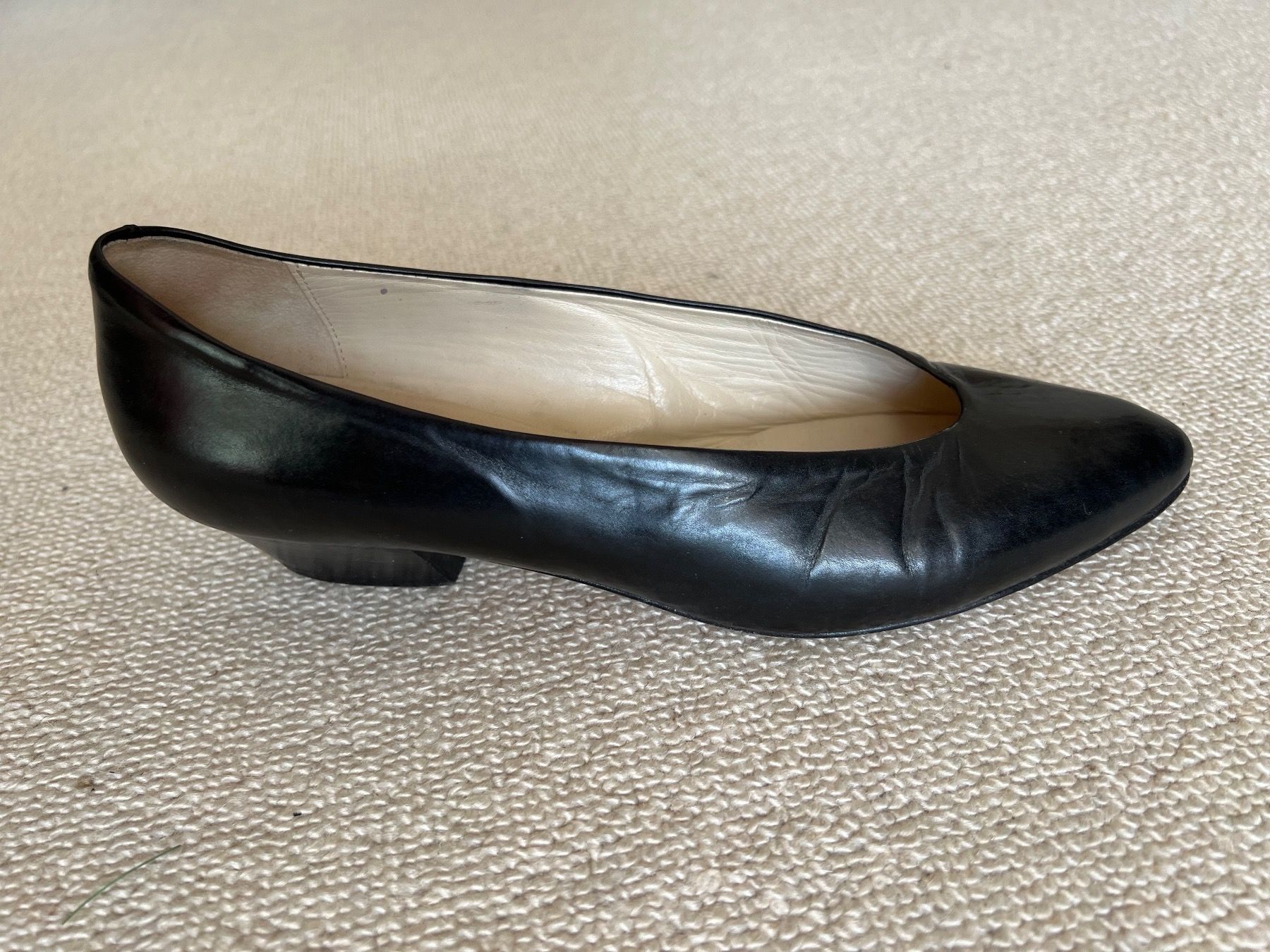 Scarpe da donna: Pumps-Schuh – Usato da Biel-Benken BL venduto da efd4105 1