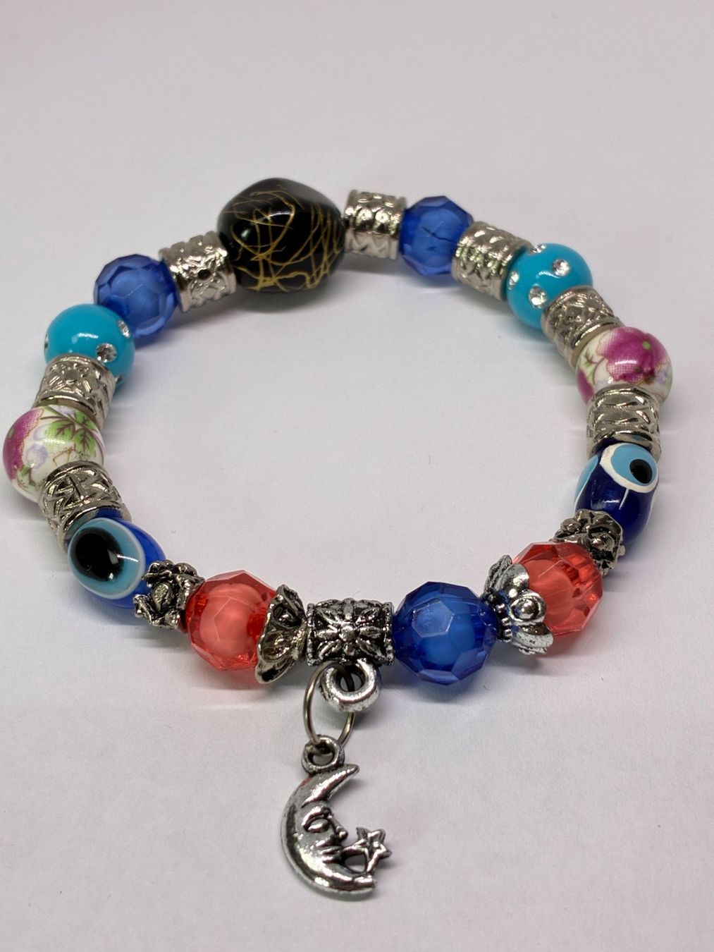 Bracciali & Braccialetti: Handgefertigtes Boho-Armband mit Mond-Anhänger – Nuovo (secondo la descrizione) da Finstersee venduto da Small-Daily-Rituals