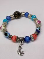 Handgefertigtes Boho-Armband mit Mond-Anhänger
