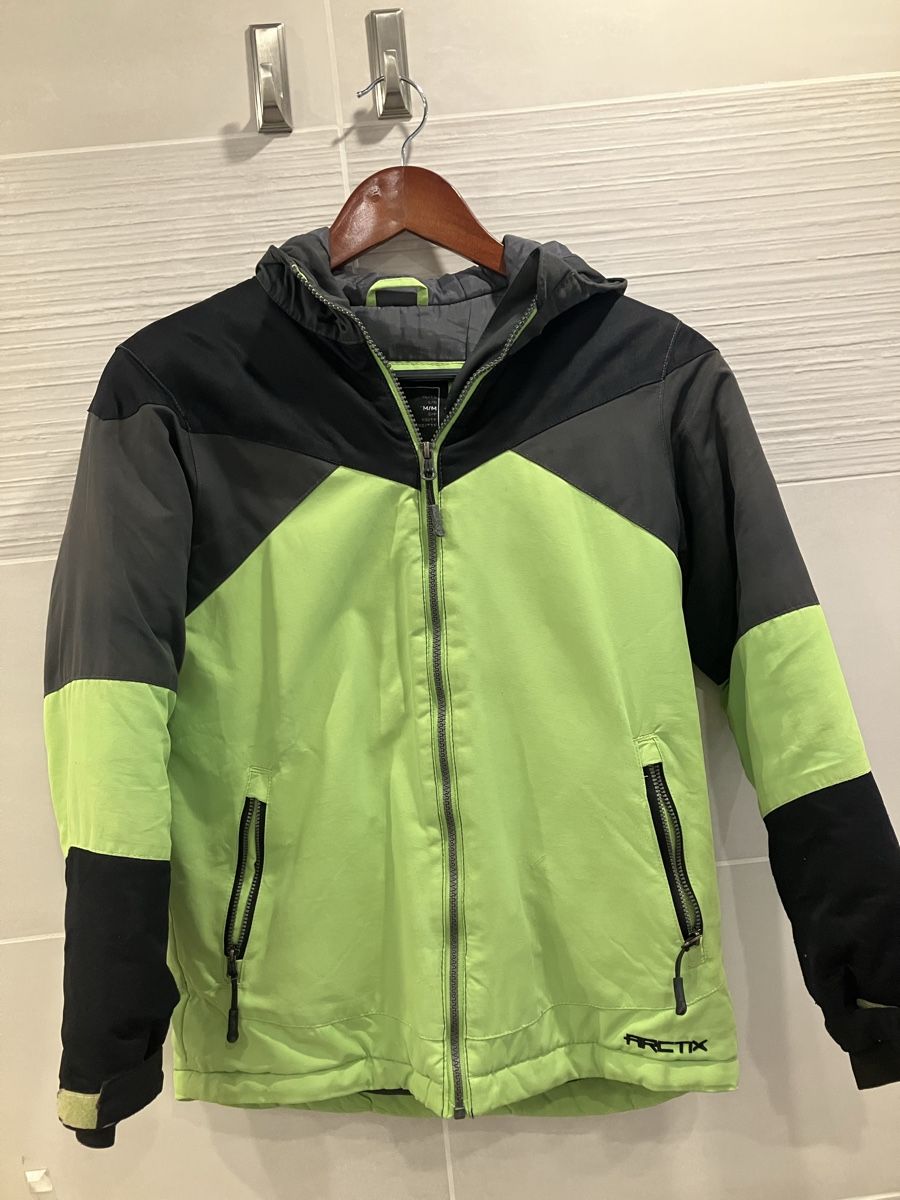 Completi: Boy’s ski Jacket and Pants – Usato da Volketswil venduto da Peony123 1