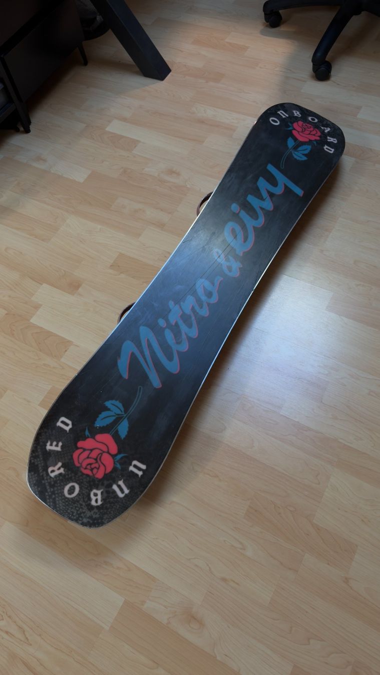 Snowboard Nitro Board: NITRO Snowboard 138cm + Bindung Gr. S – Usato da Goldau venduto da soan97 3