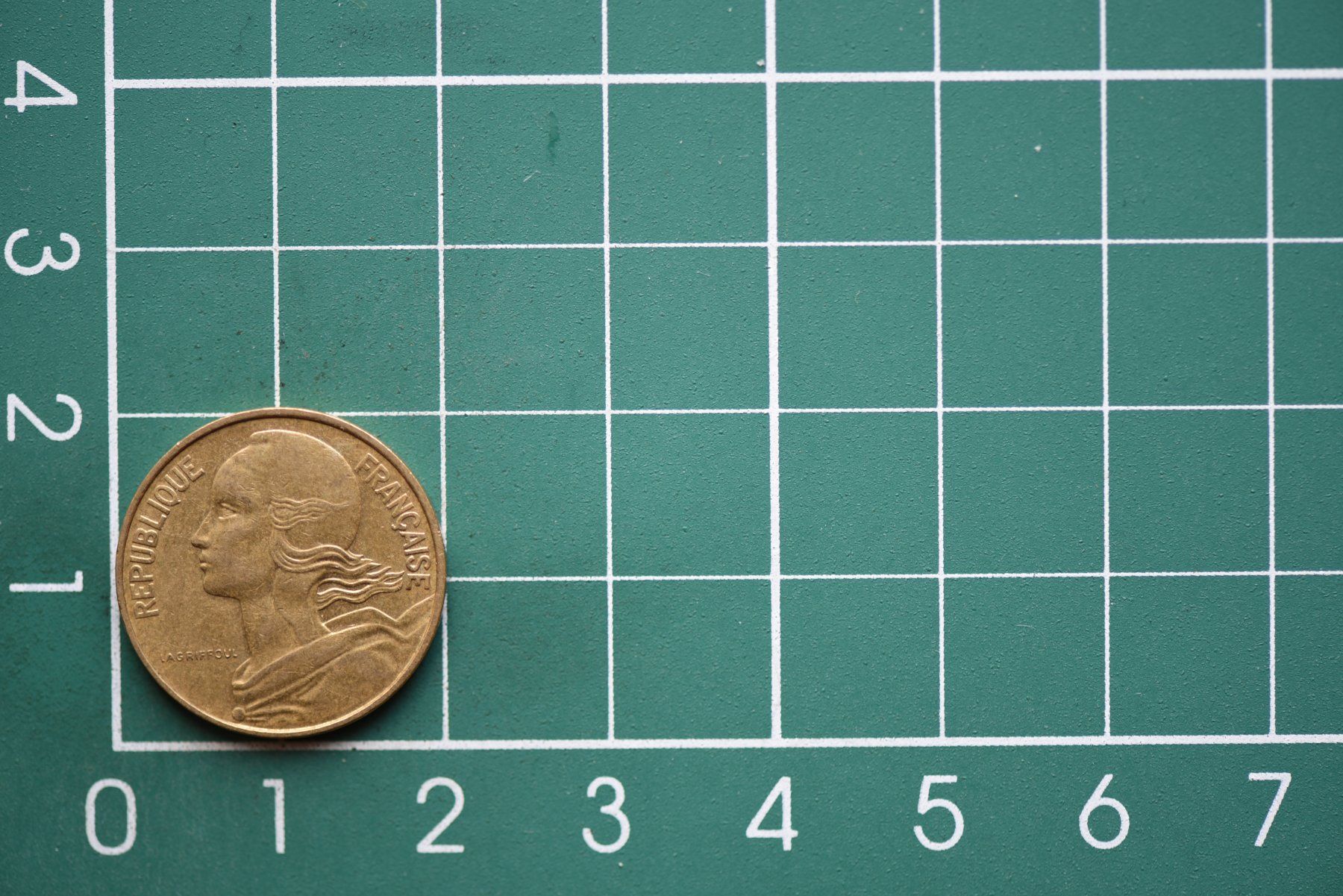Toutes les monnaies: währung francaise 10 centimes 1985 – D'occasion à Laupen BE par Gufi57 1