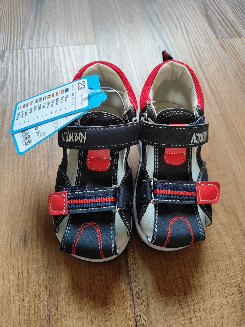 Scarpe per ragazzi: Kinderschuhe – Nuovo e nell'imballaggio originale da Gerlafingen venduto da dulifuli