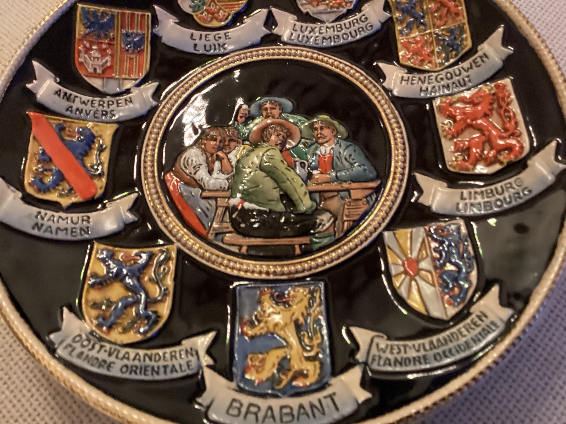 Tutte le decorazioni: Rare Assiette émaillée murale 9 Provinces Belges – Usato da Bursinel venduto da don_ccb9 2