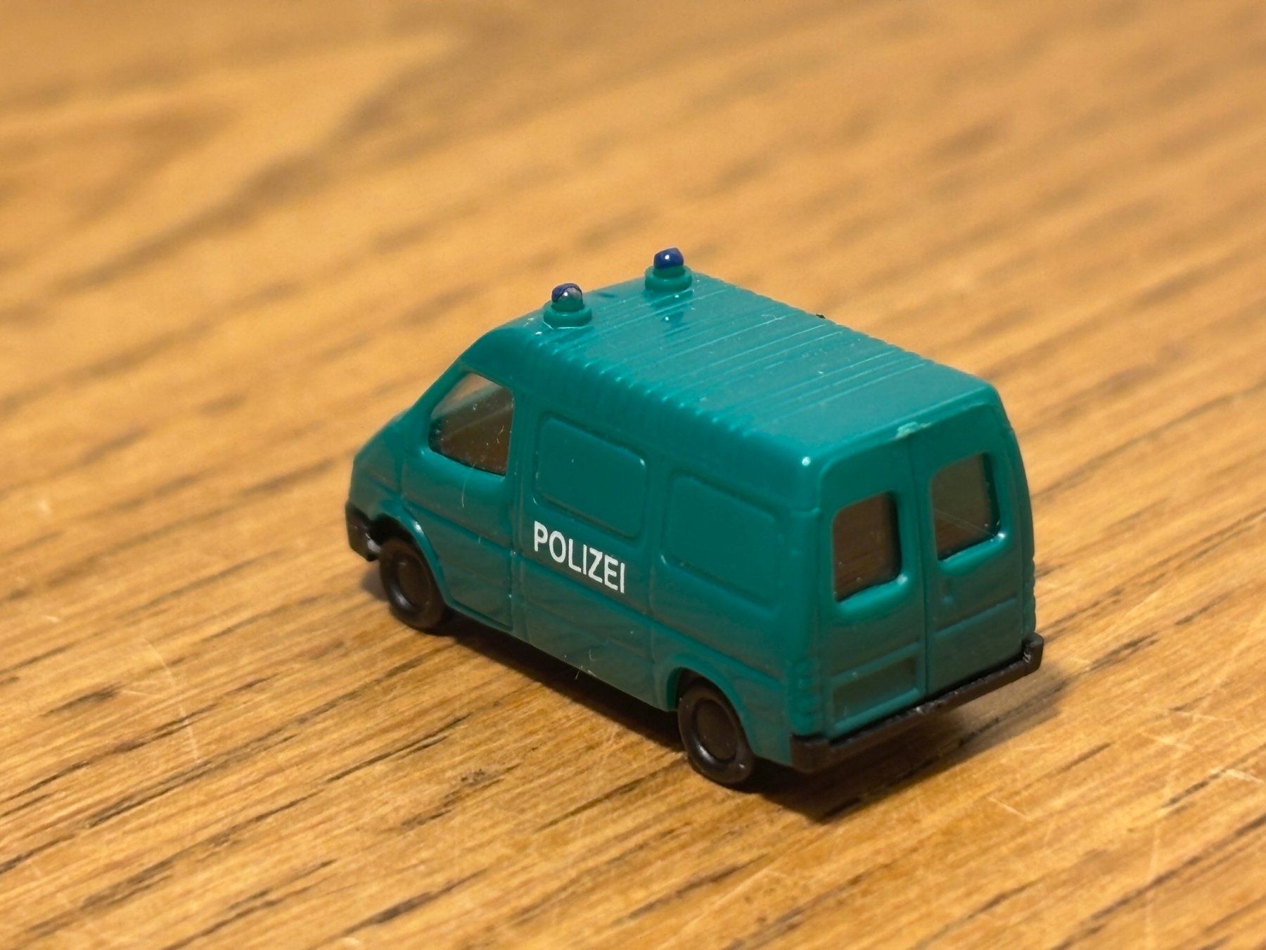 Modelleisenbahnen: M0762: Polizei (Spur N) – Gebraucht aus Birsfelden von Birs_25 2