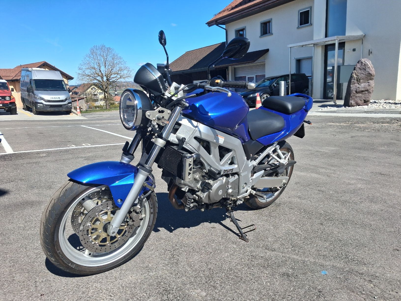 Suzuki Strasse: Suzuki SV 650 Roadster, Full, expertisée – Gebraucht aus Essertes von oliviergehri