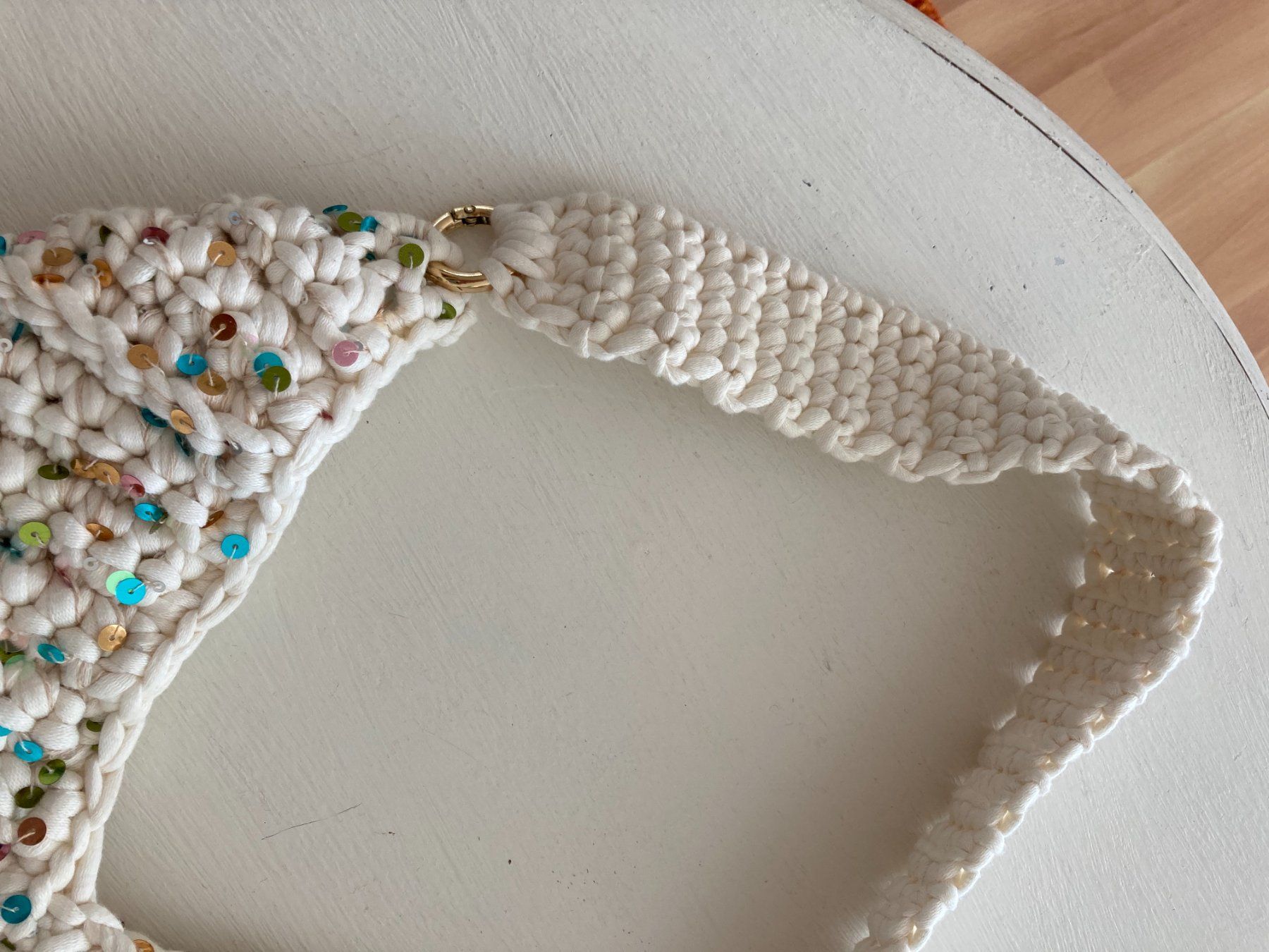 Borse da donna: Handgemachte Häckeltasche aus wertvollen Materialien – Nuovo (secondo la descrizione) da Jona venduto da chr_6q5f 1