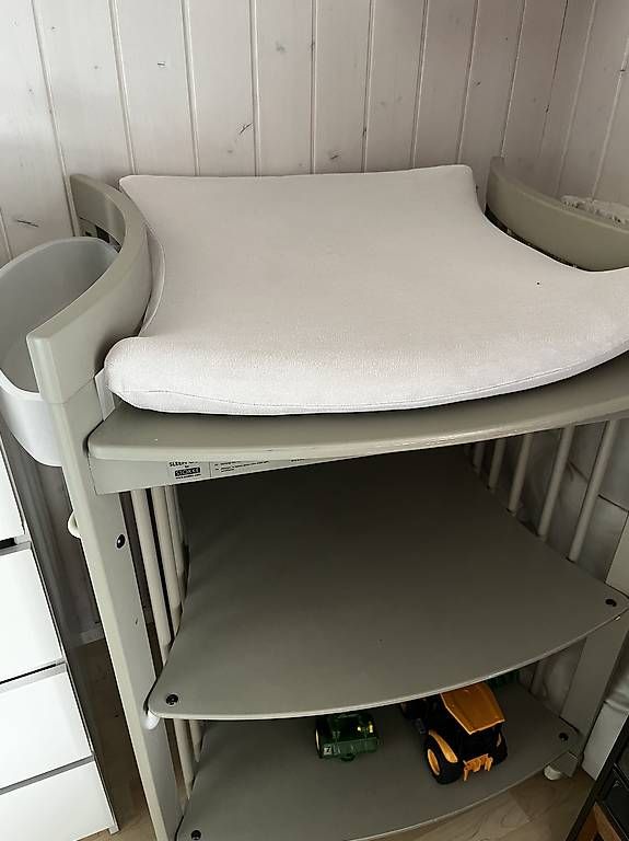 Fasciatoi & Accessori: Stokke Sleepi Care Wickeltisch hellgrau – Usato da Eschen venduto da 1sc_xgk7