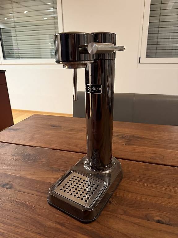 Elettrodomestici da cucina: Aarke Wassersprudler – Usato da Meltingen venduto da Jegercars