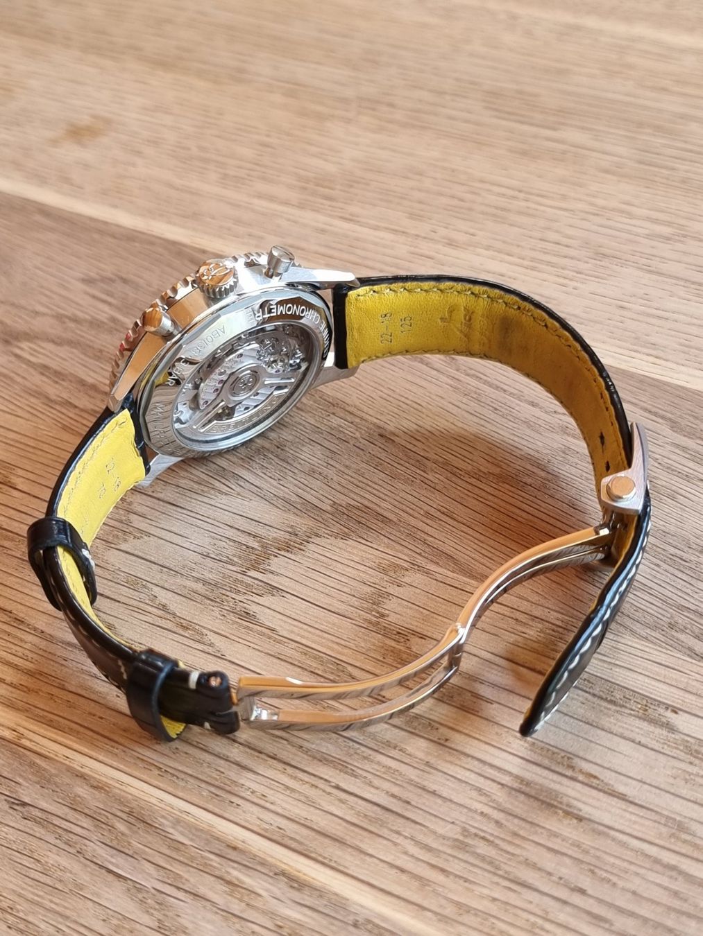 Breitling Montres: Superbe Breitling Navitimer 01 Chronograph 43 AB0138 – D'occasion à Corcelles-près-Payerne par Tcholleybus 7