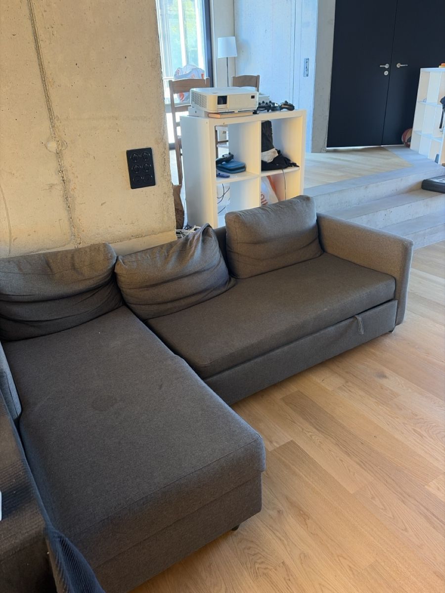 Sofas: Couch to give – D'occasion à Zürich par aur_cfl9 1