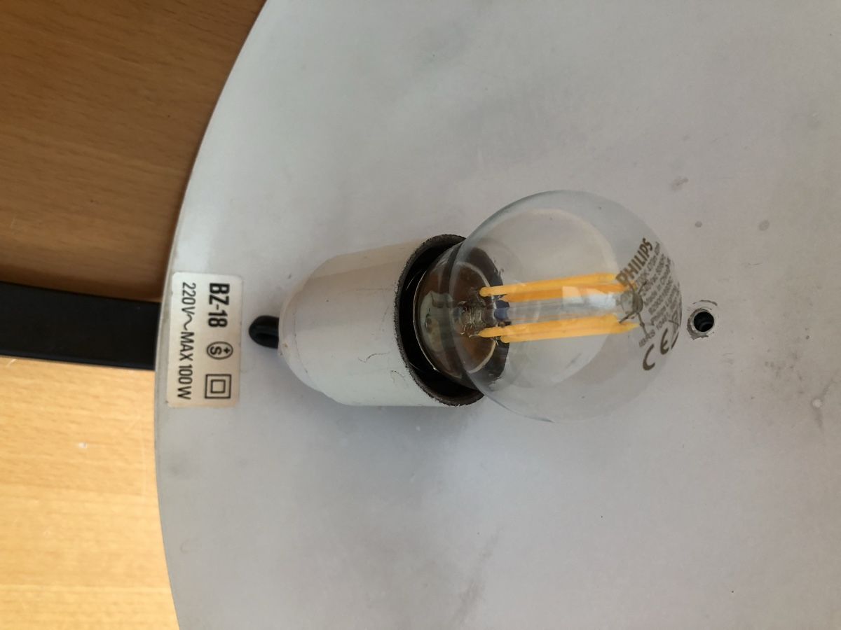 Lampade: Schöne weiss schwarze Tischlampe – Usato da Sirnach venduto da Goforit2001 4