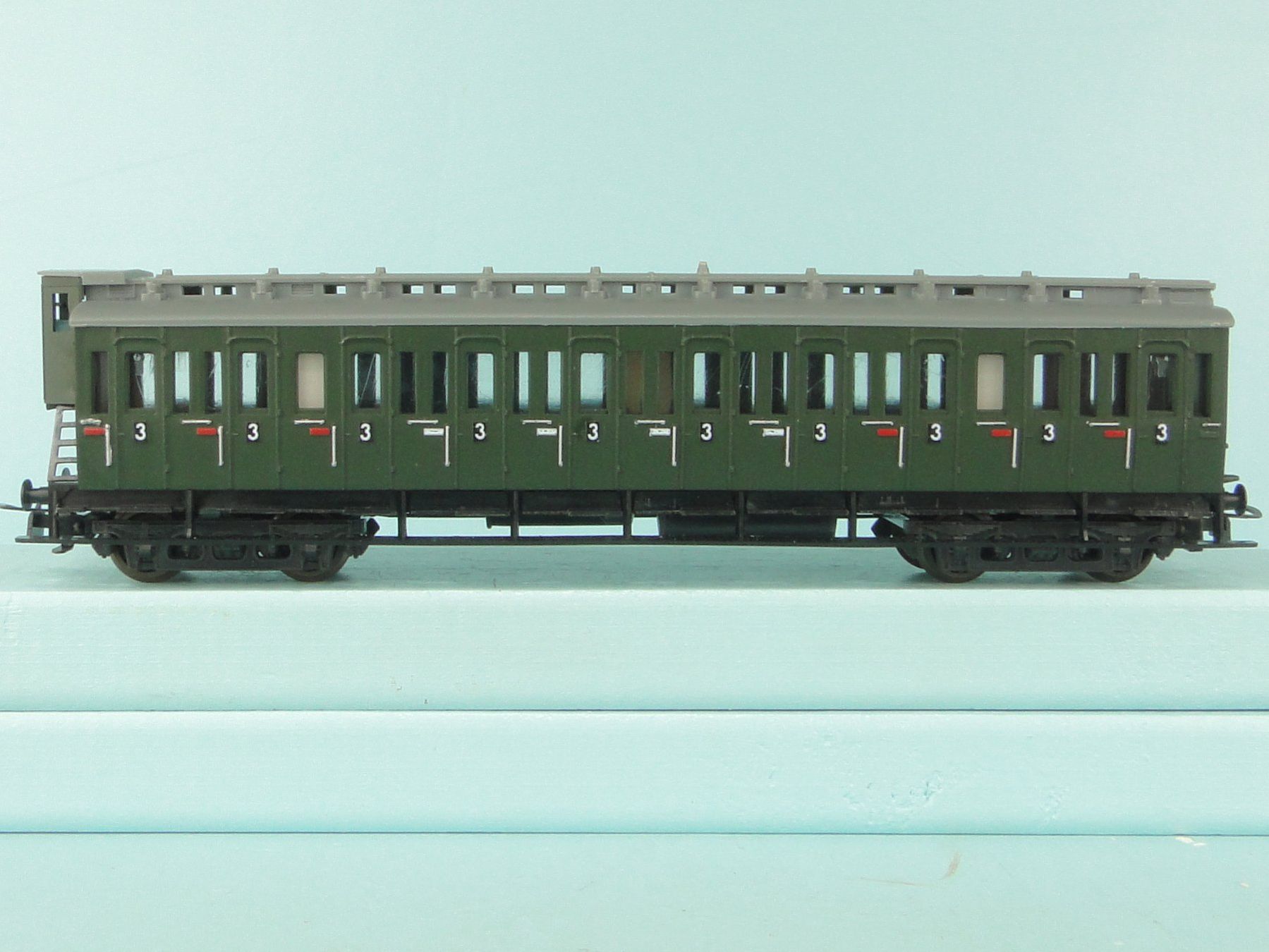 Liliput Modellini di ferrovie: Liliput 290 00 Oldtimer Wagen 3 Klasse – Usato da Bülach venduto da cann11 5