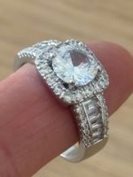 Luxus Elegante Gr.18/8 Ring Farbe: Silber / Zirkonia Weiss