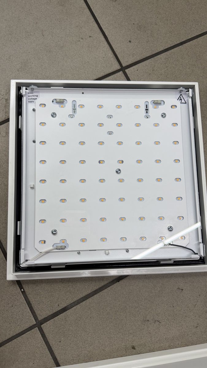 Lampes: 4 Wand/Decken Lampen  – D'occasion à Schaffhausen par Alles_k 2