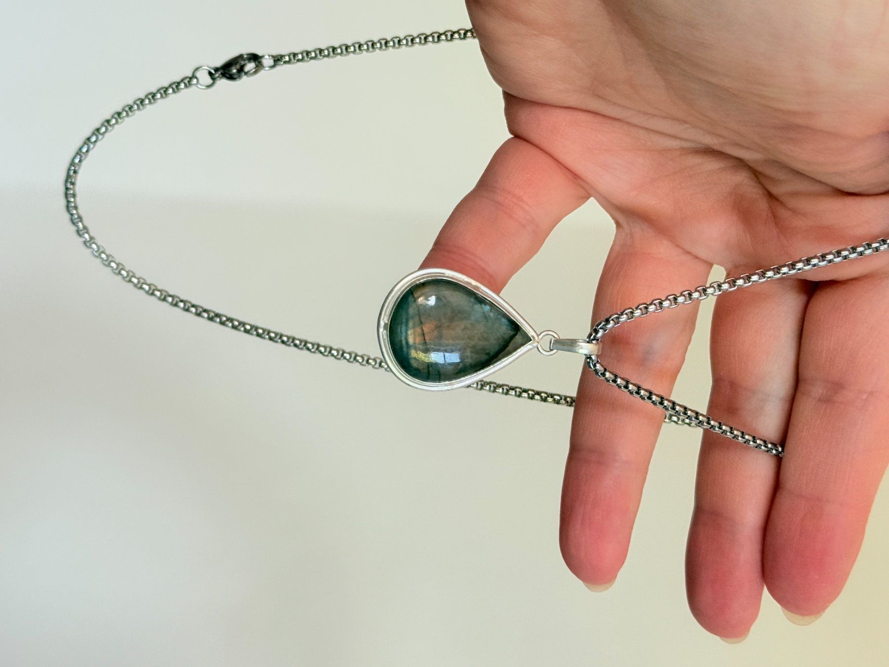 Catenine: Collier avec pendentif en pierre naturelle – Nuovo e nell'imballaggio originale da Genève venduto da AWWA 4