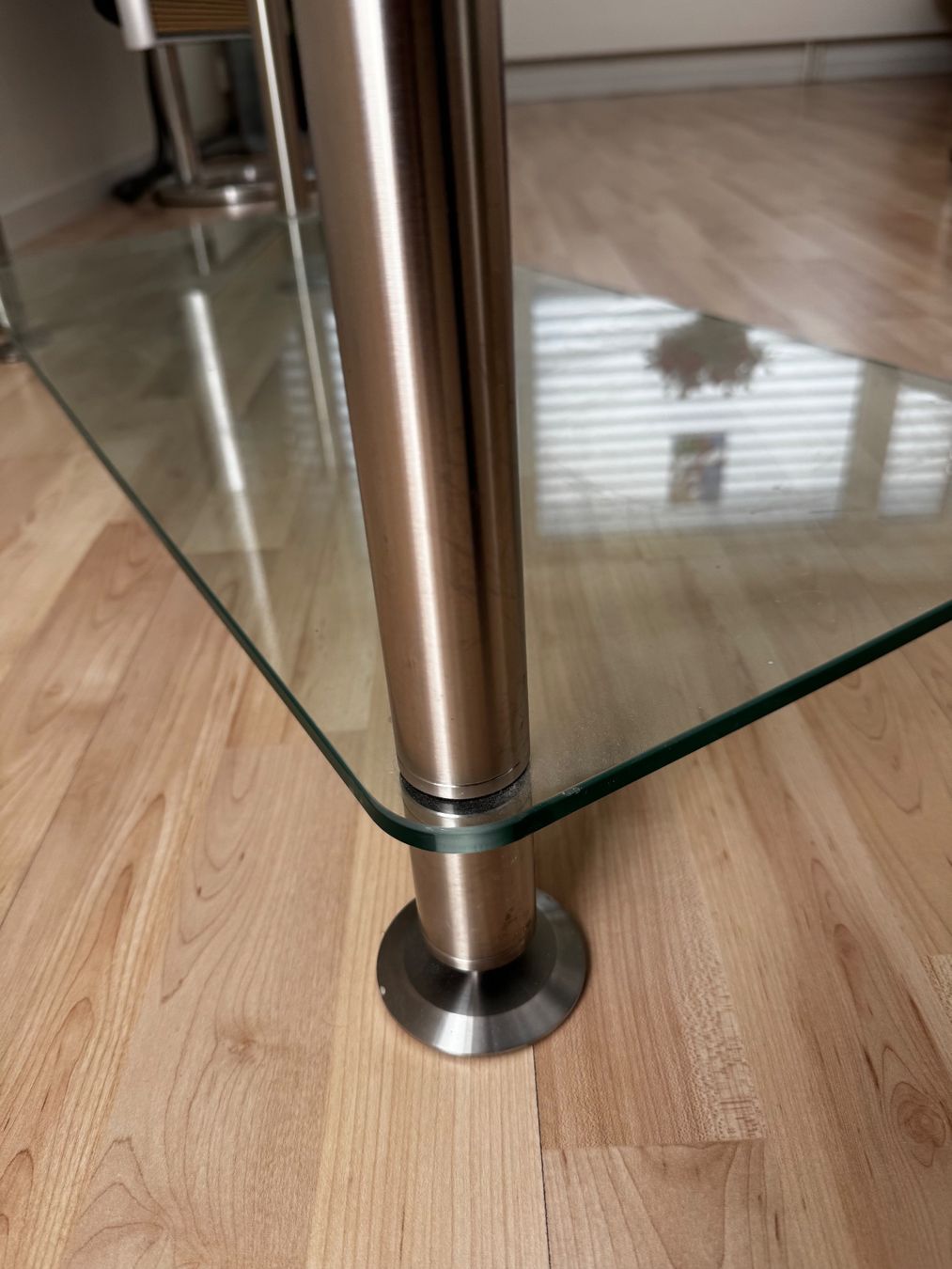 Mobili TV: Glas-TV/Verstärker-Desk – Usato da Zürich venduto da AJaecklin 3